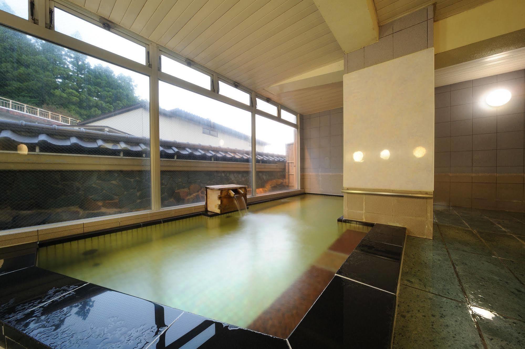 Suzukiya Ryokan Shiroishi  Екстериор снимка